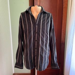 Detailed Men’s Button-Down, Size M